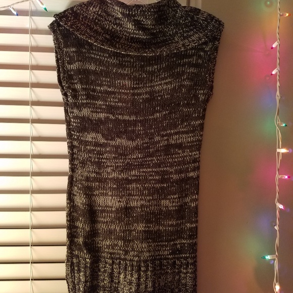 Sweater - Picture 2 of 2